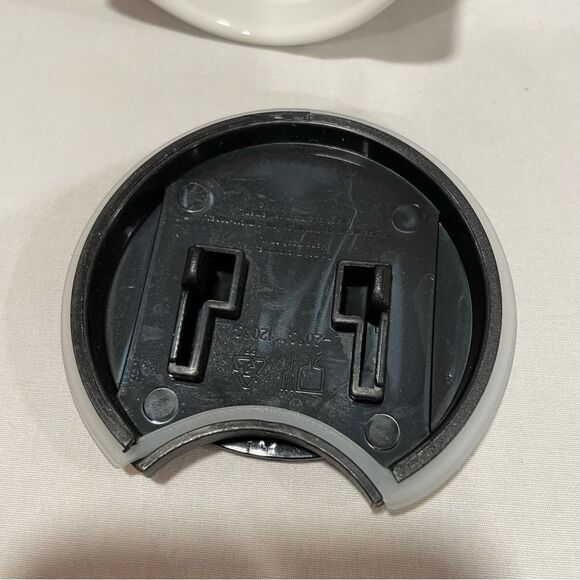 Peace & Joy travel mug with handle by St. Nicholas Square - Picture 8 of 9